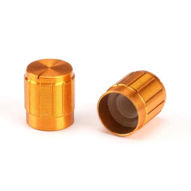 Mando/knob aluminio color oro para eje de 6mm 15x17mm