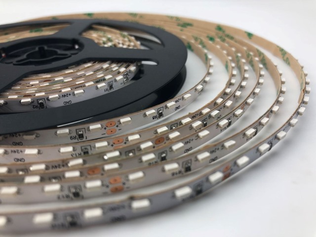 Smd3014 tira led ilum. lateral 120led/mt, dc12v, 9.6w, 4000k, ip20, pcb:5mm, 3oz 