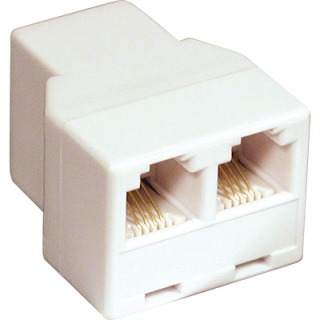 Adaptador teléfono triple hembra paso 6/4 contactos marfil 1-0111