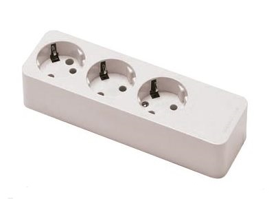 Base 3 tomas c/t/t 16 amp sin cable