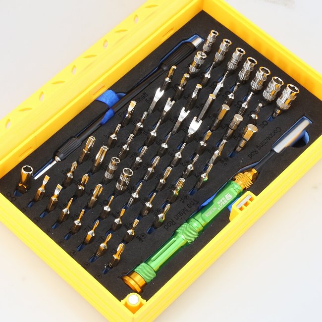 Bst-8928 kit desatornillador 63 piezas