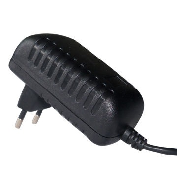 Alimentador electronico 6v/2a/12w c:5,5x2,1mm